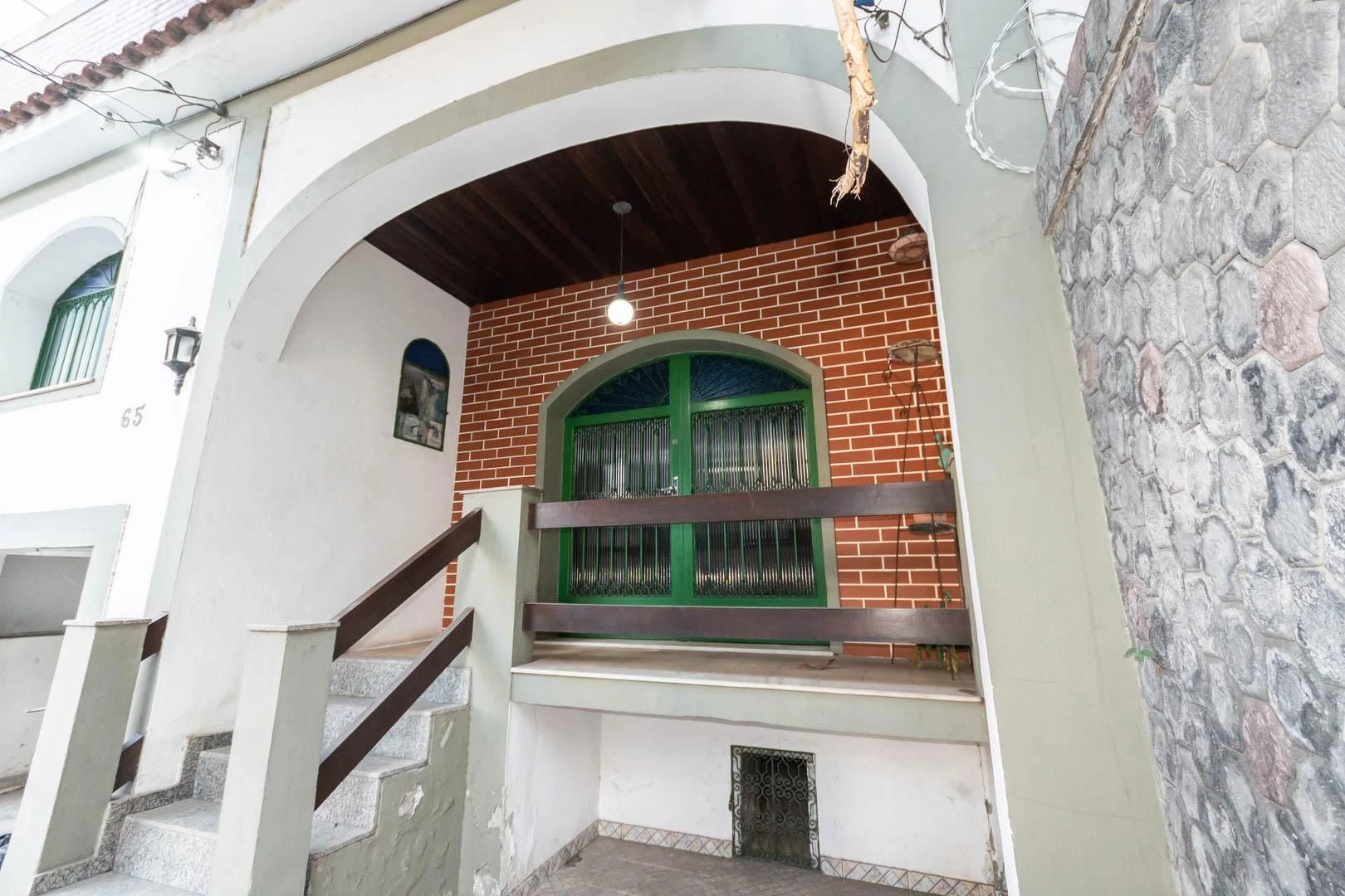 House with 3 bedrooms, 1 en-suite and 2 parking spaces — photo 9