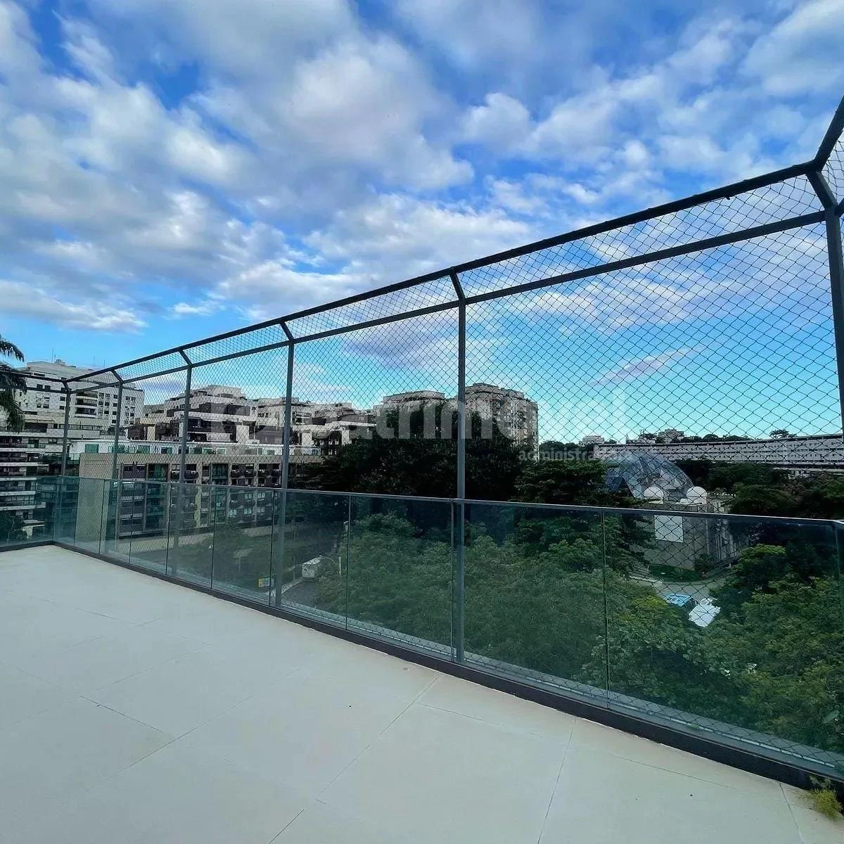 Apartment, 197 m², with a grill on the balcony — photo 16