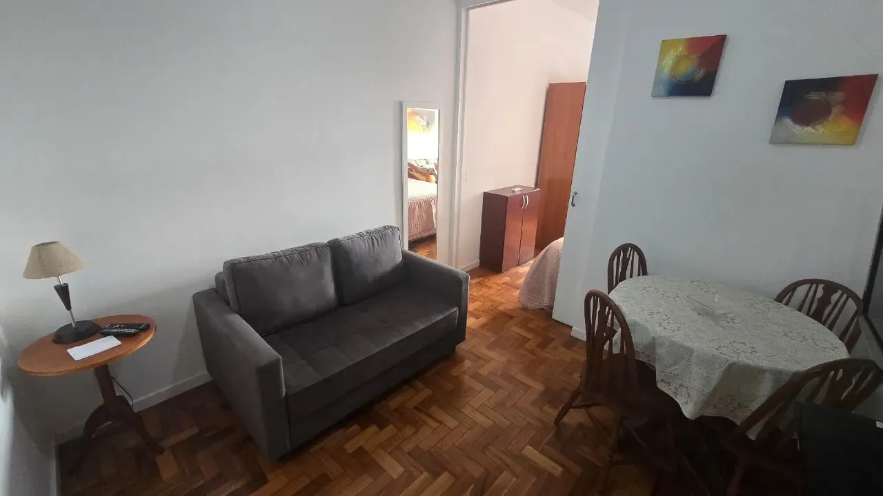 One-bedroom apartment with wood or laminate floors — photo 8