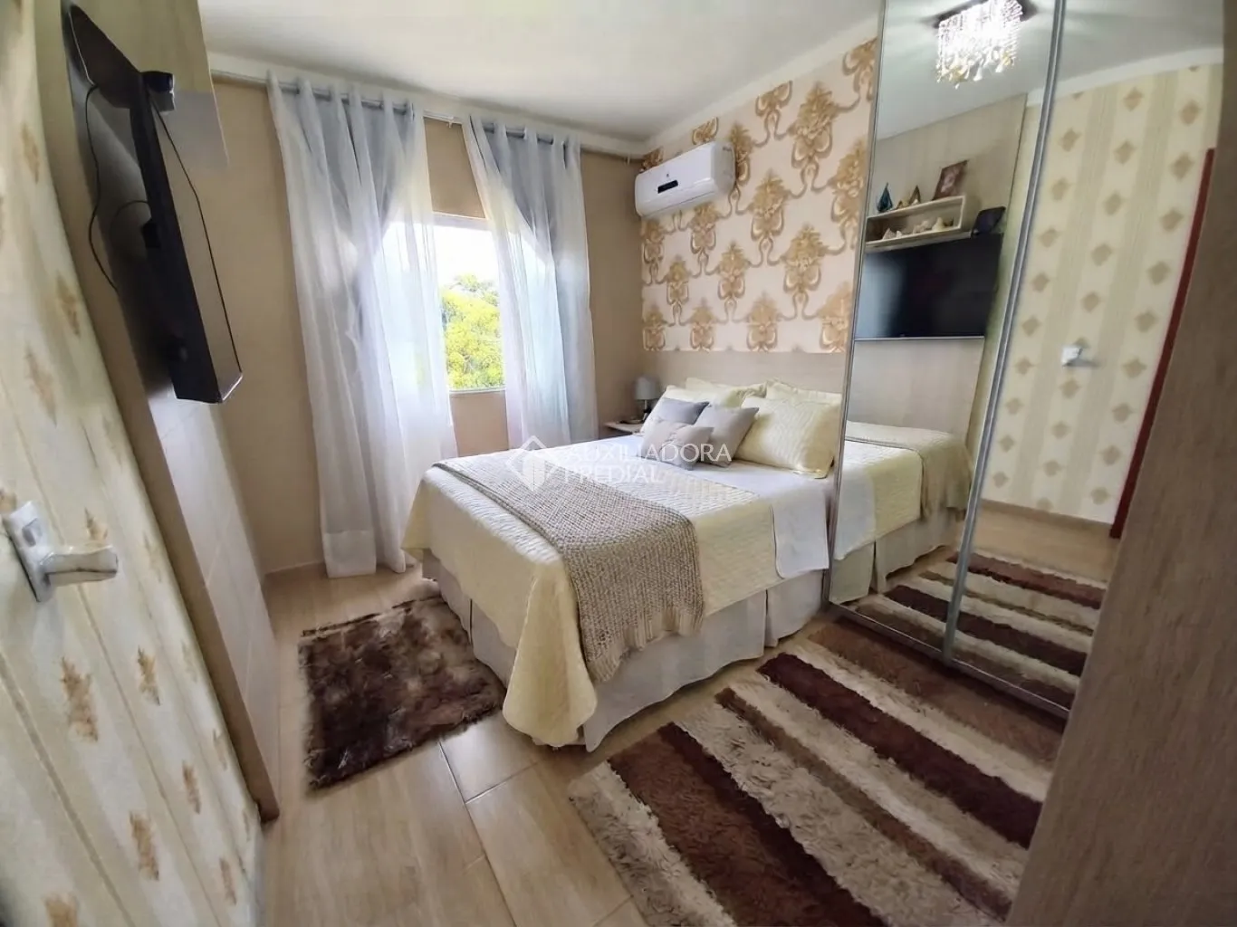 3-bedroom house, 1 with its own bathroom, 230 m² — photo 4