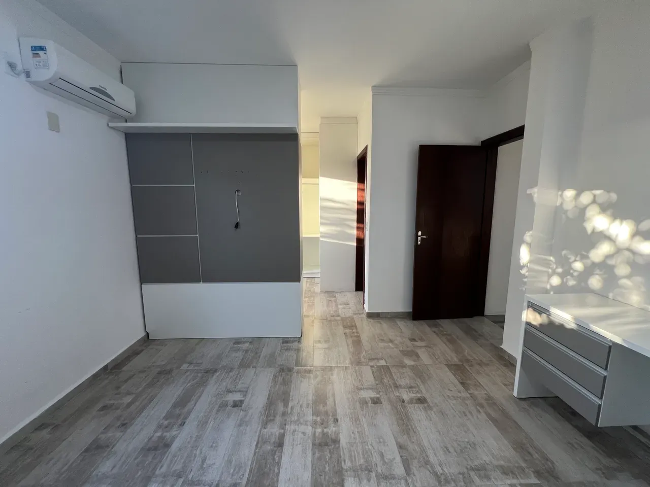 Apartment with 3 bedrooms, en-suite and open gas kitchen — photo 14
