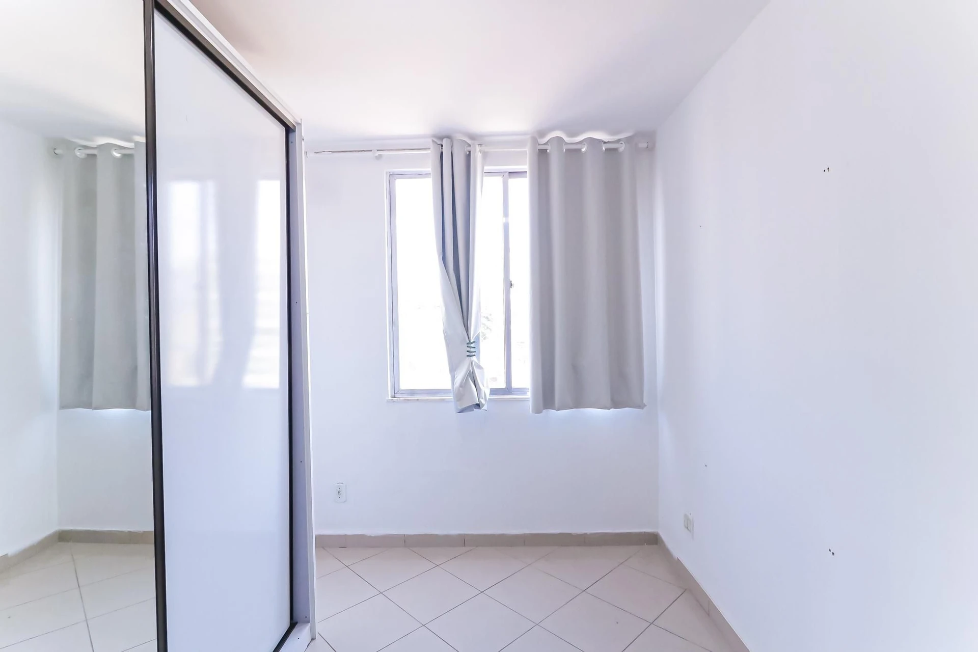 2-bedroom apartment in a building with a sauna — photo 26