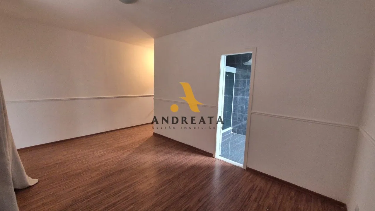 Unfurnished house with 5 bedrooms and 647 m² balcony — photo 43