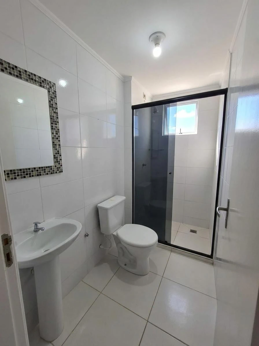 2-bedroom apartment with a washing machine in Curitiba — photo 7