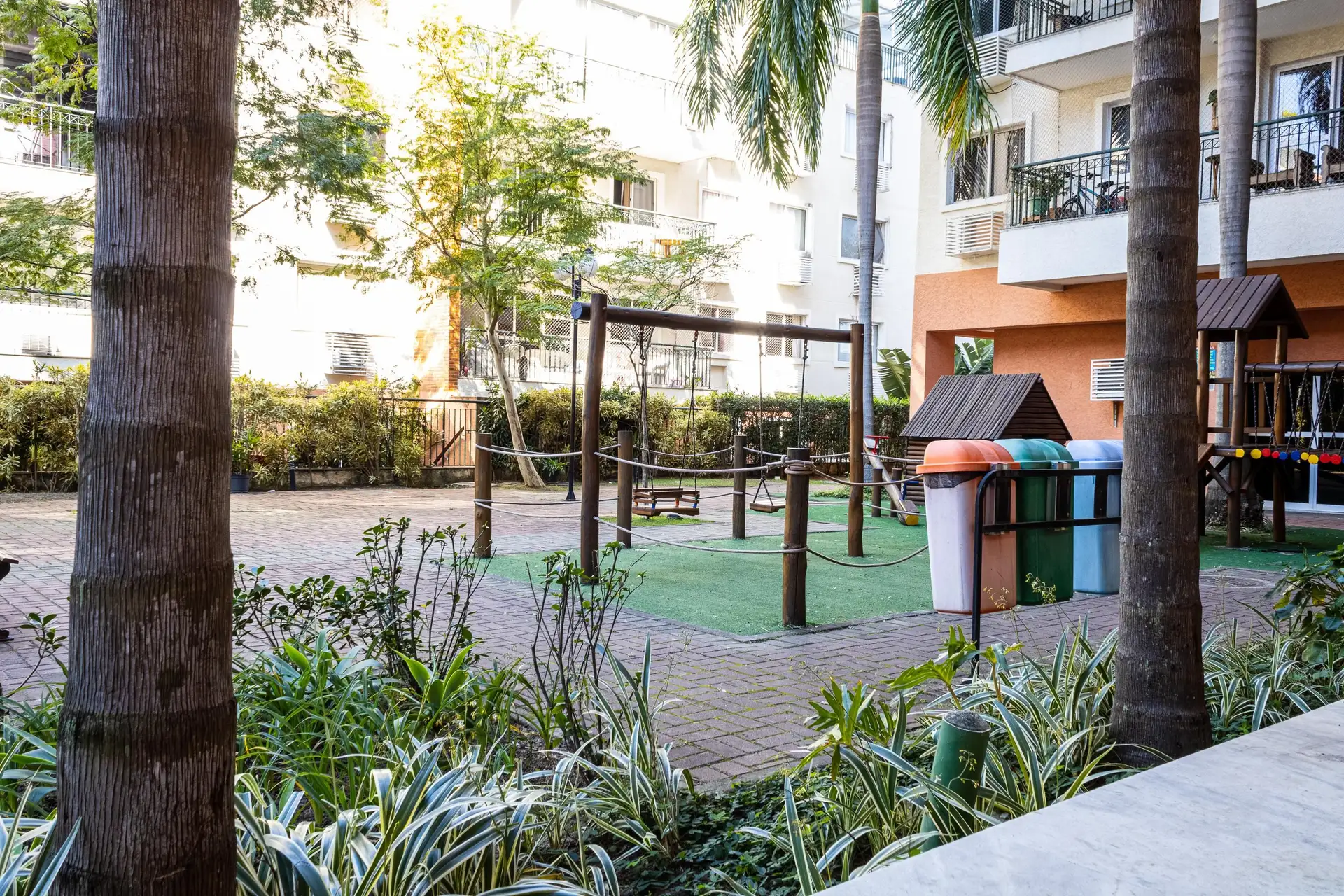 3-bedroom apartment with a private BBQ in Rio de Janeiro — photo 36