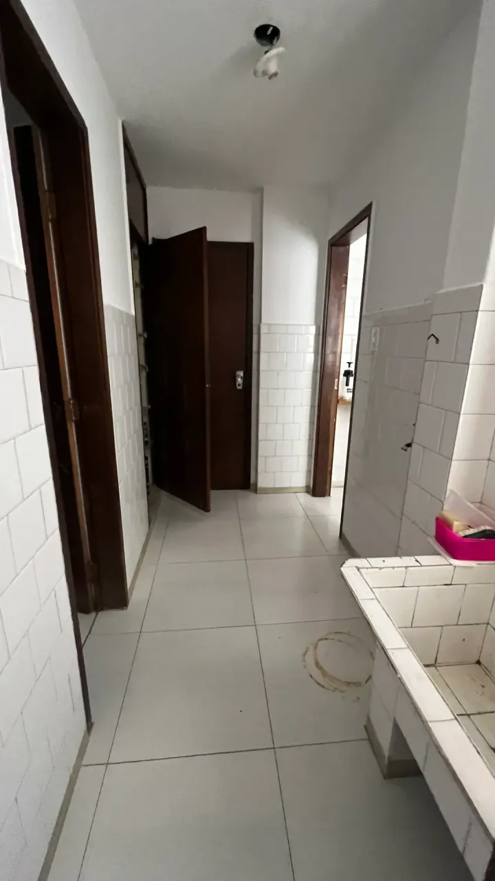 Apartment with 2 bedrooms and an in-unit maid room — photo 20