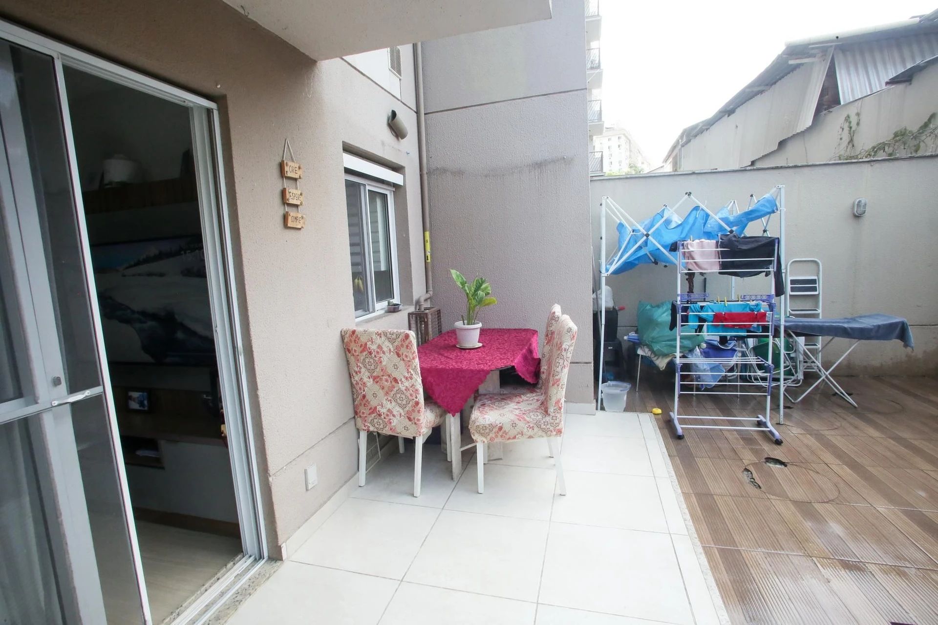 Furnished apartment with 2 bedrooms and open-plan gas kitchen — photo 25