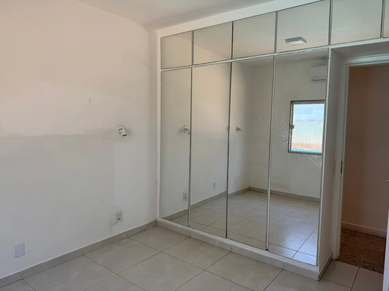 470 m² house with 3 bedrooms and 2 en suites — photo 21