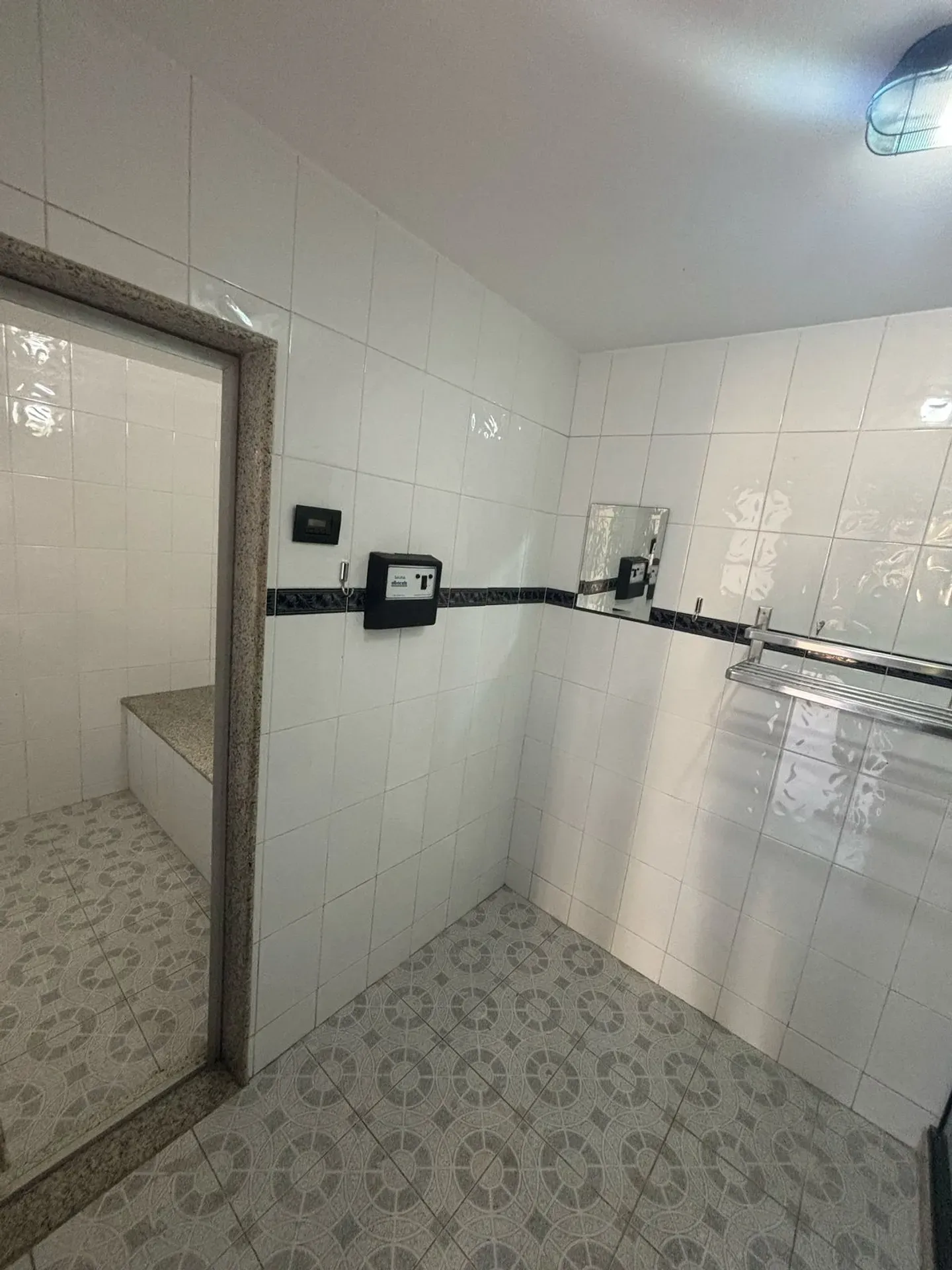 3-bedroom apartment with 5 bathrooms and a balcony — photo 6