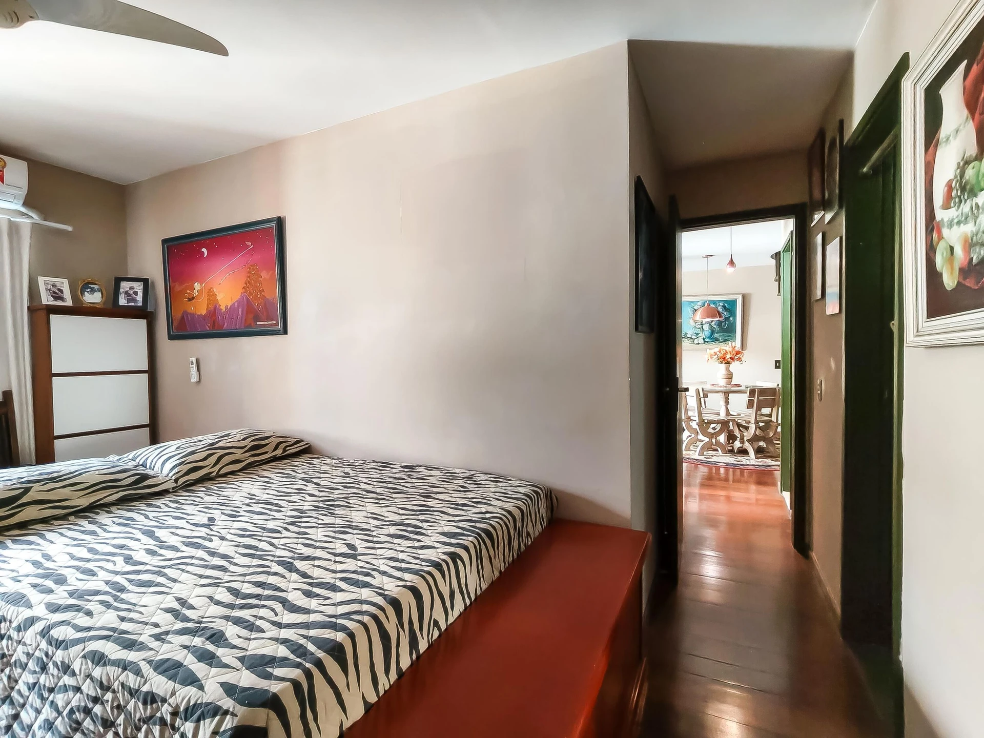 Mountain view in a 3-bedroom apartment, 200 m² — photo 4