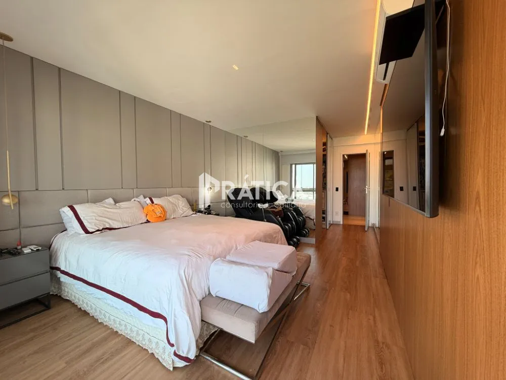 4-bedroom apartment with 5 bathrooms — photo 21