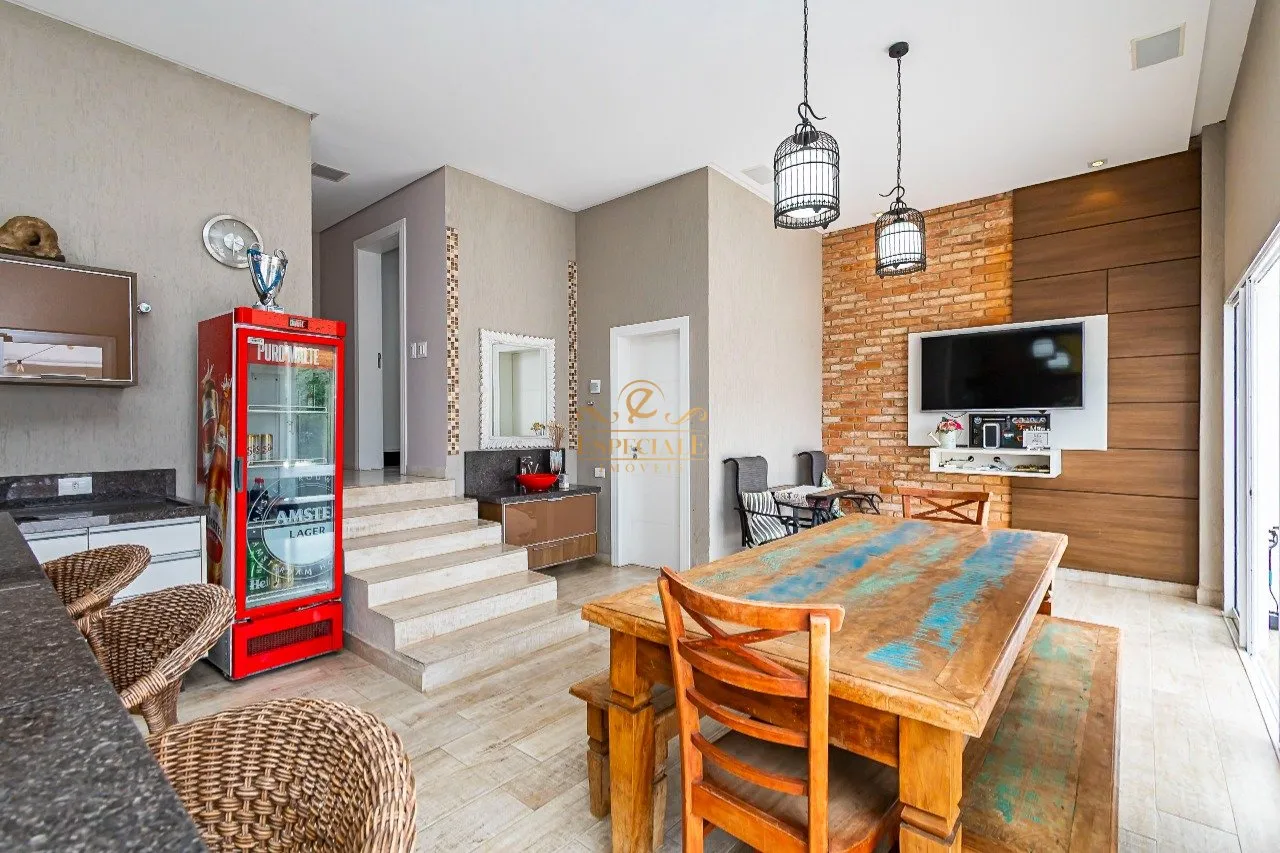 Furnished house with 3 en-suite bedrooms and 631 m² — photo 29