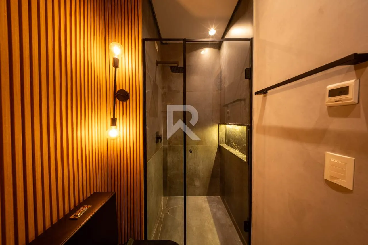 2-bedroom apartment in a building with a sauna — photo 33