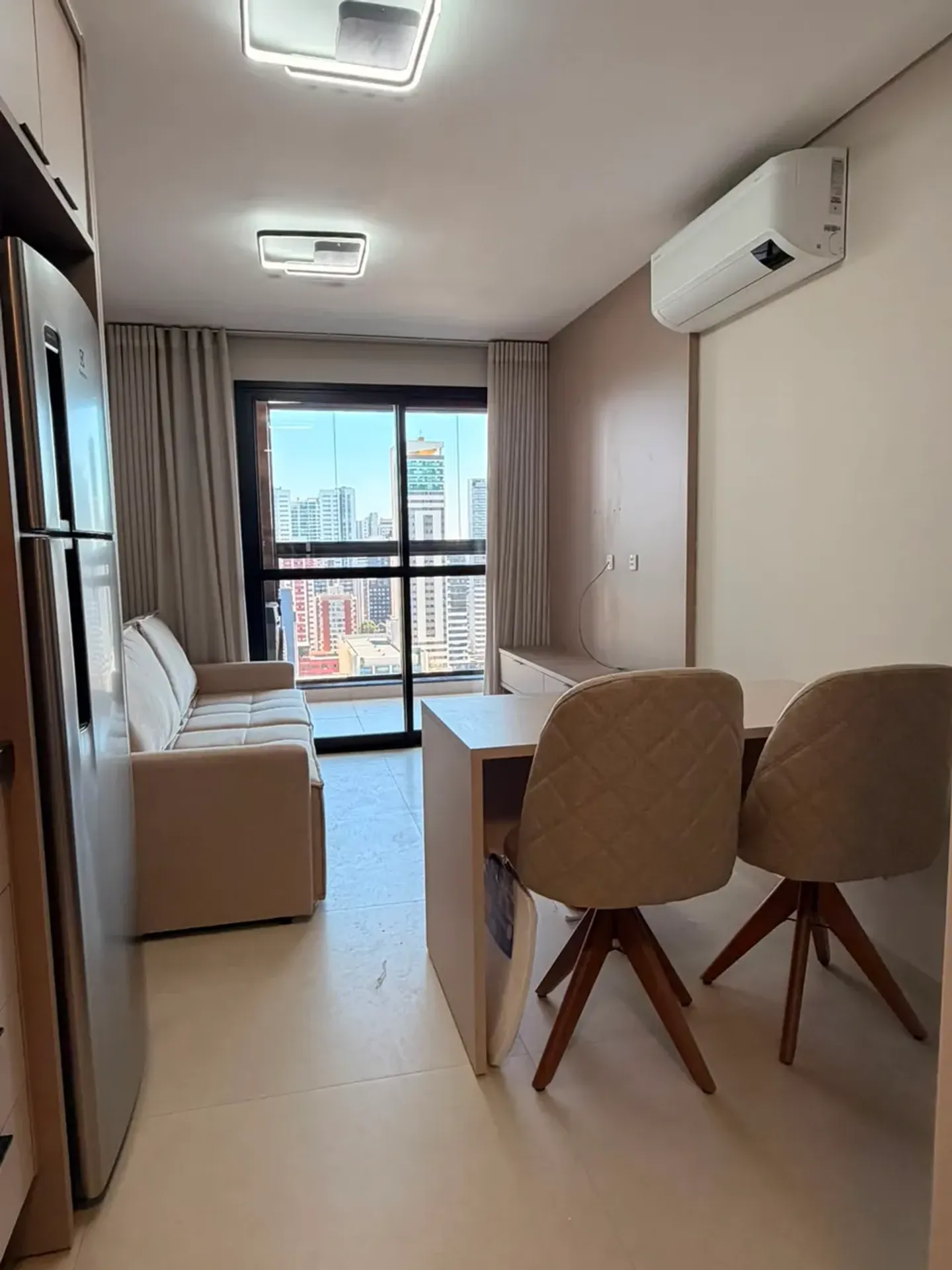 Furnished 1-bedroom apartment with 1 bathroom — photo 36