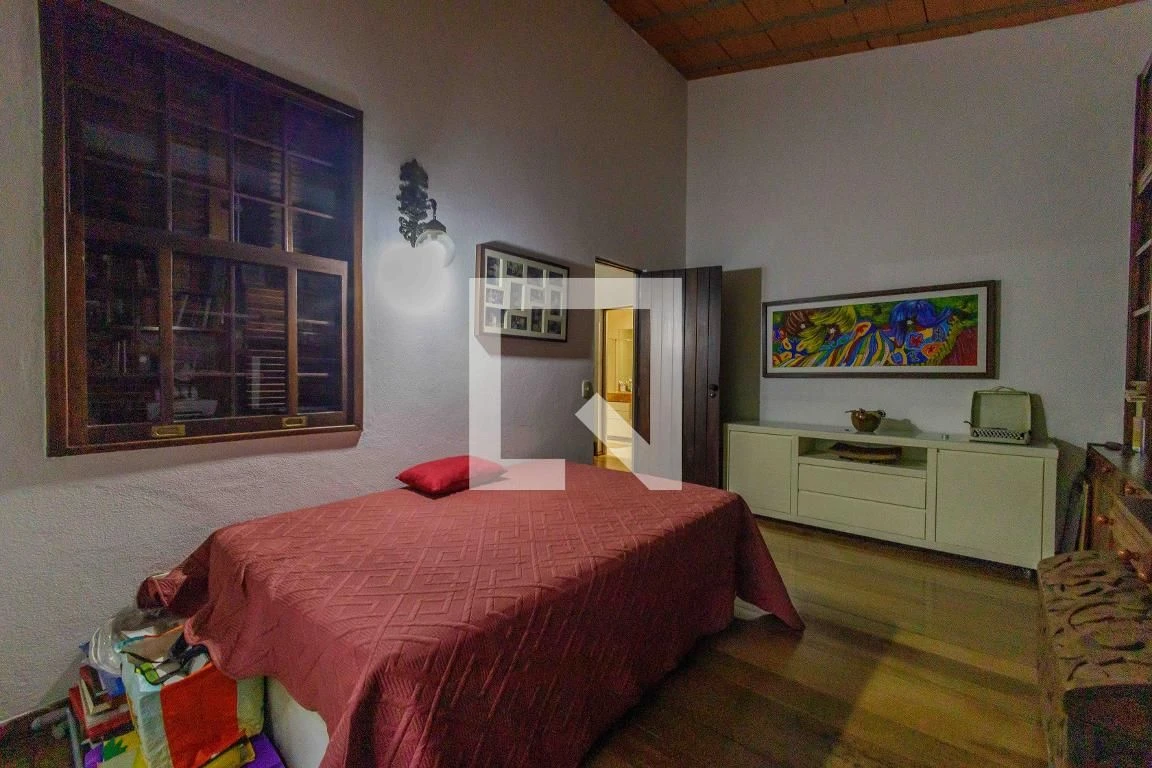 4-bedroom house with a walk-in closet in Rio de Janeiro — photo 33
