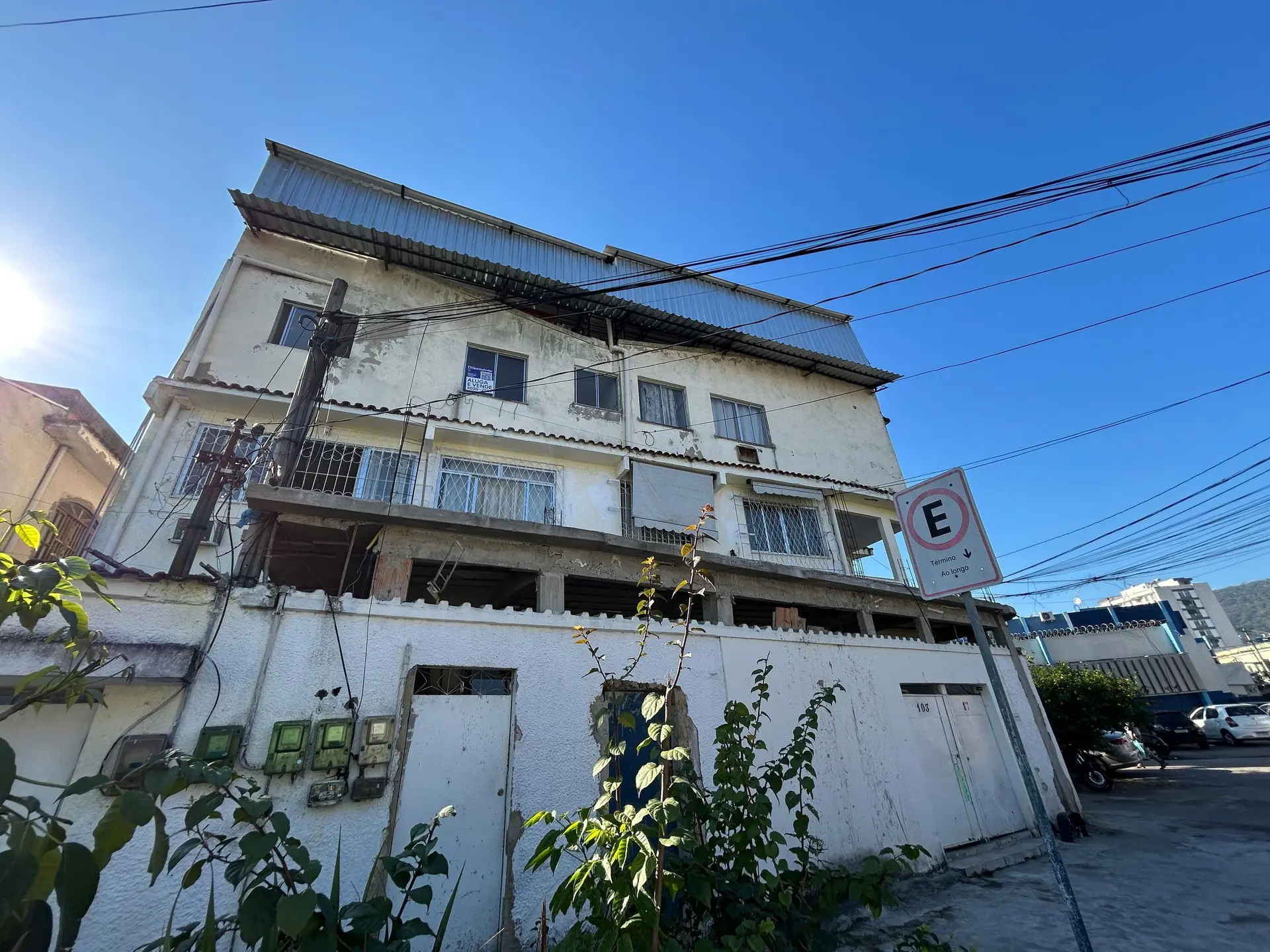 Квартира з 2 спальнями та 1 ванною з душовою зі скла — photo 31