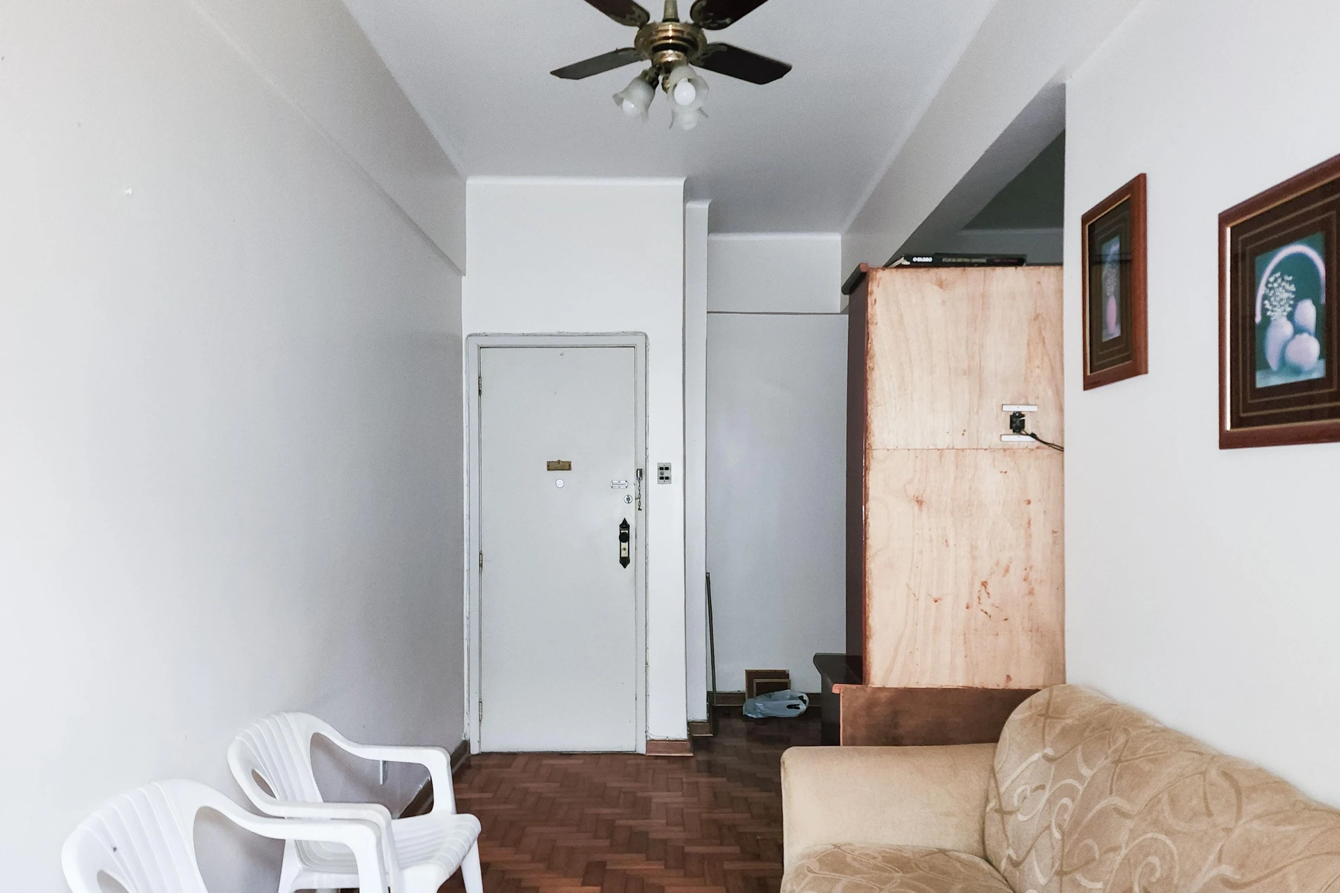 2-bedroom apartment with a home office — photo 25