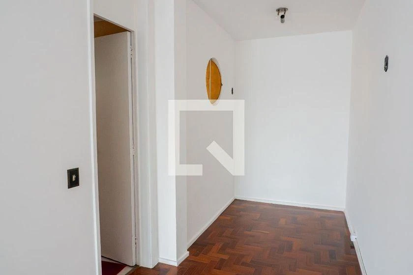 2-bedroom apartment with a grill on the balcony — photo 27