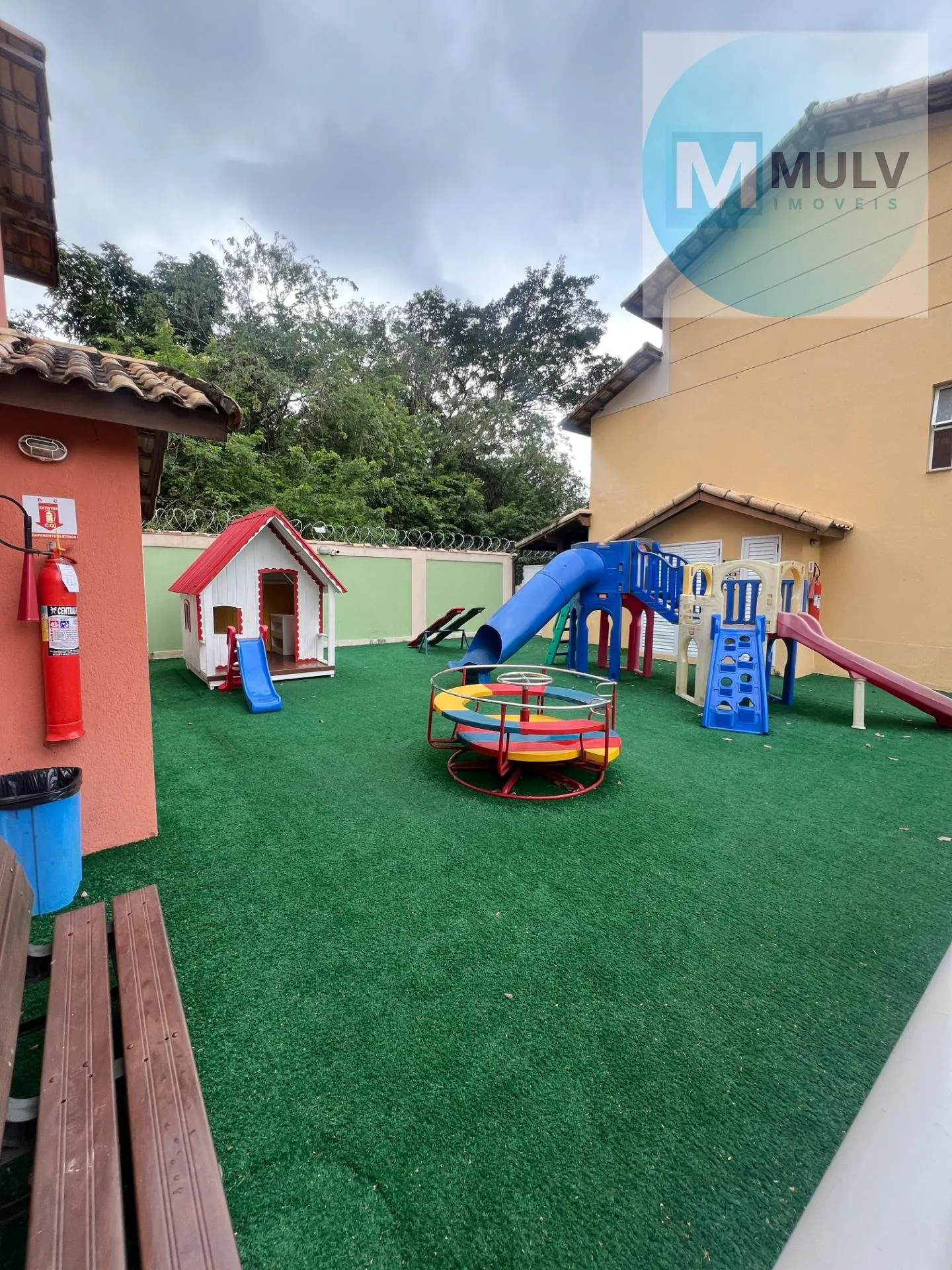 140 m² house with a home office and a private BBQ — photo 17