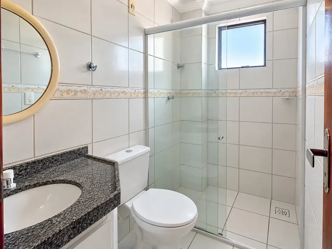 3-bedroom apartment, 80 m² — photo 3