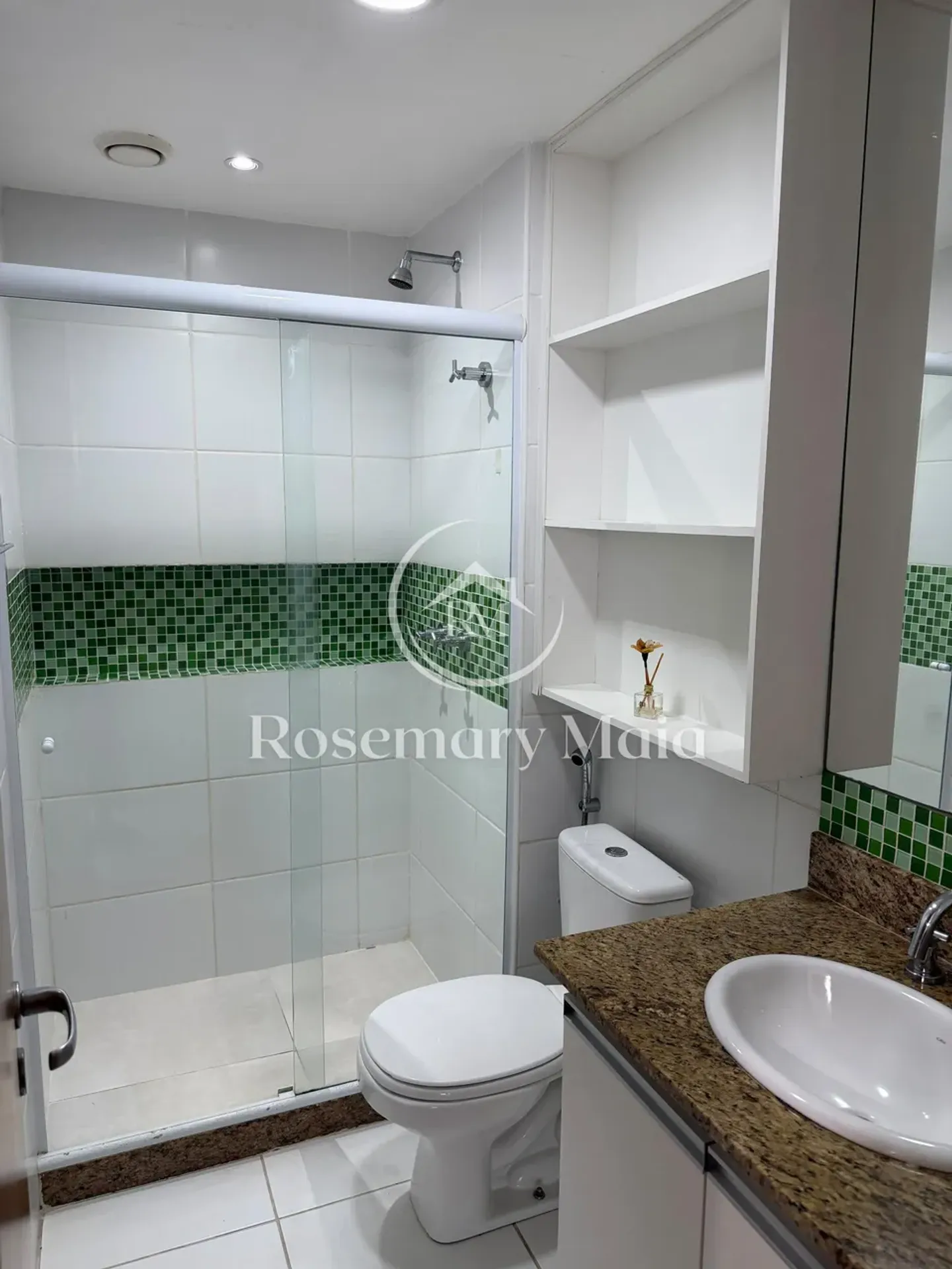 2-bedroom apartment in a building with a sauna — photo 10