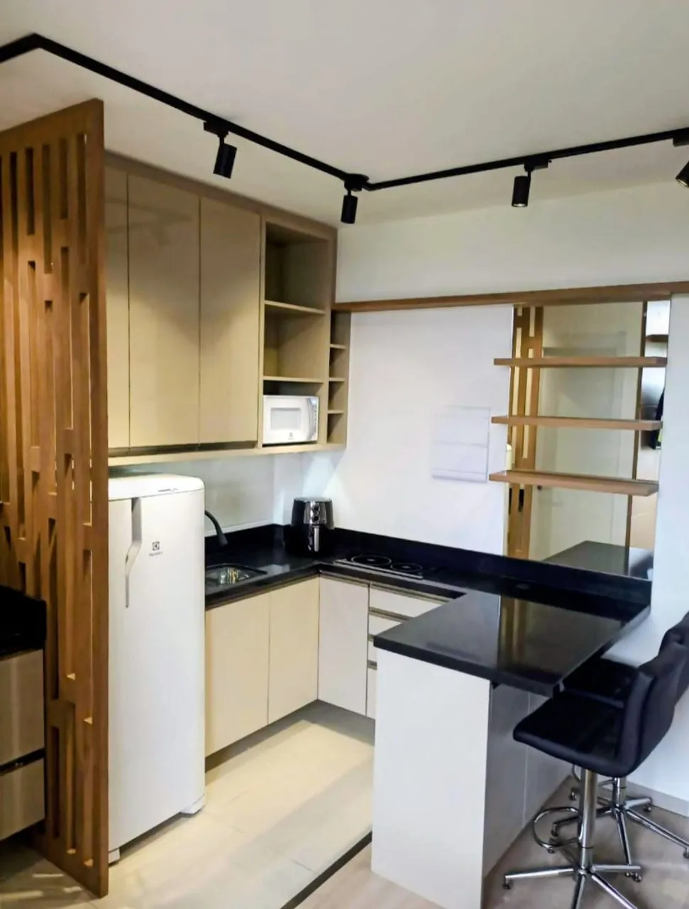 Furnished 1-bedroom apartment with a balcony