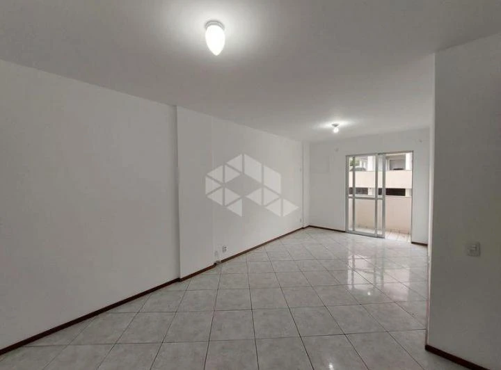 Квартира с 2 спальнями, балконом и 55 м² — photo 4