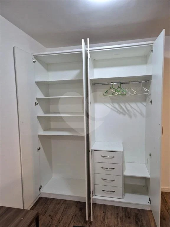 One-bedroom apartment with a home office in Curitiba — photo 3