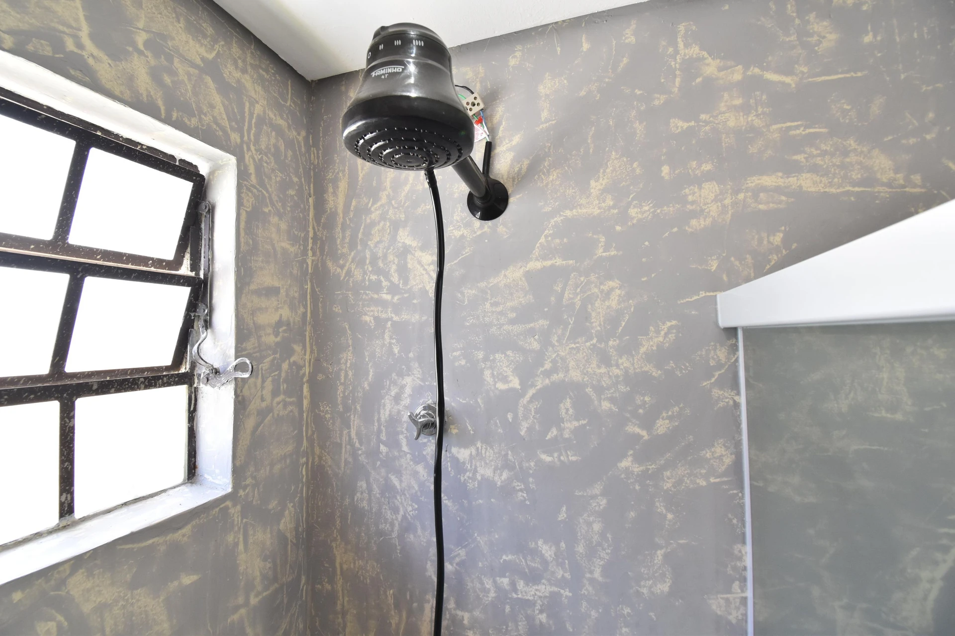 Studio, 38 m², with wood or laminate floors — photo 11