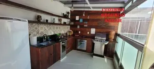 Apartamento mobiliado com 3 quartos e 4 banheiros, 200 m² — photo 2
