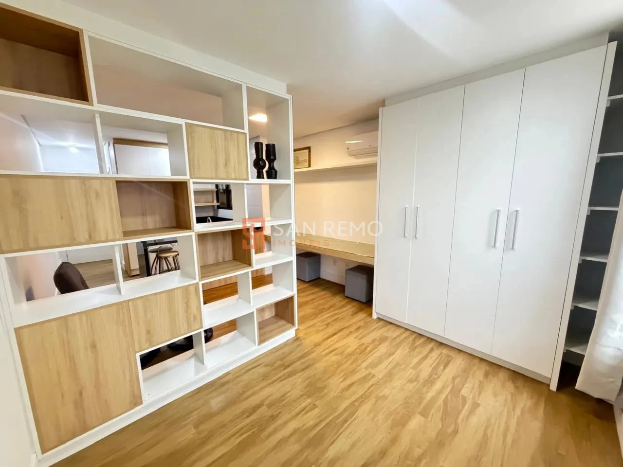 Furnished 46 m² apartment with 1 en-suite bedroom — photo 8