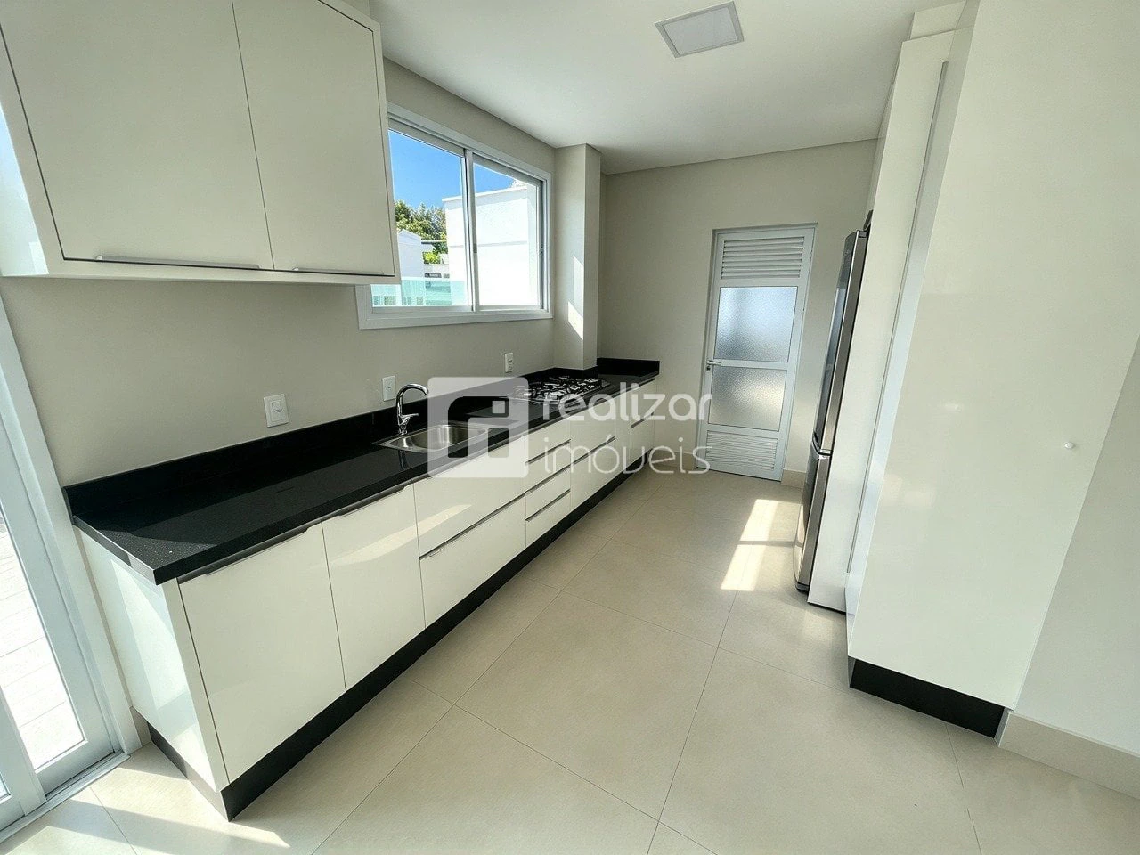 Вид на горы и 3 спальни: квартира 166 м² — photo 2