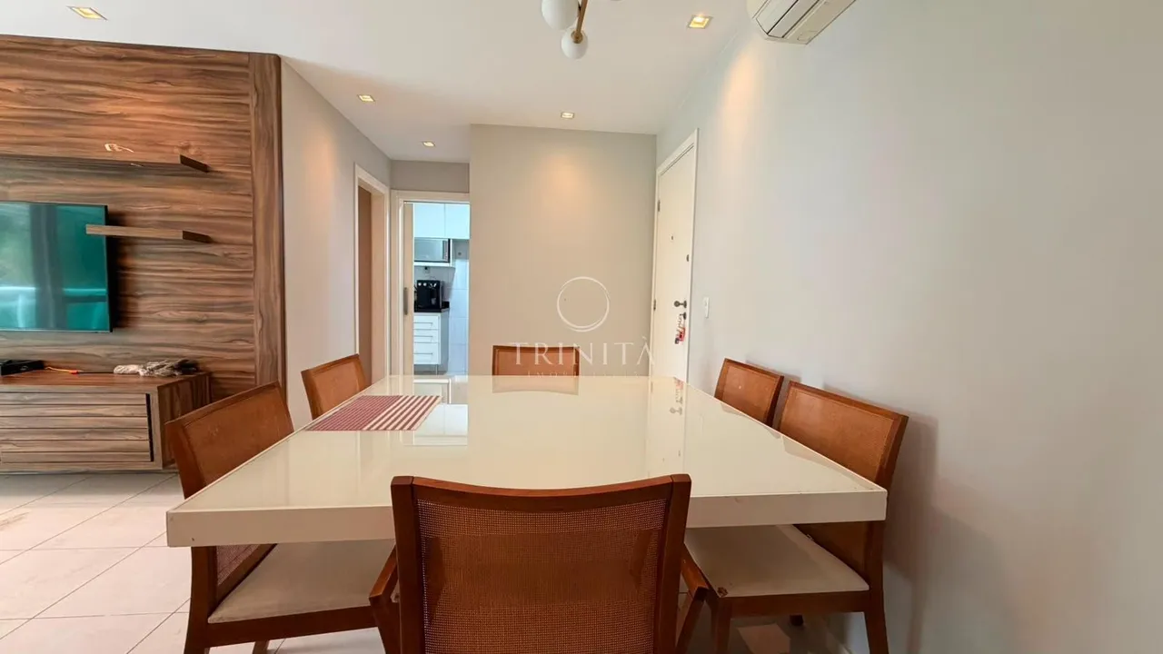 Furnished 2-bedroom apartment with closed balcony — photo 19
