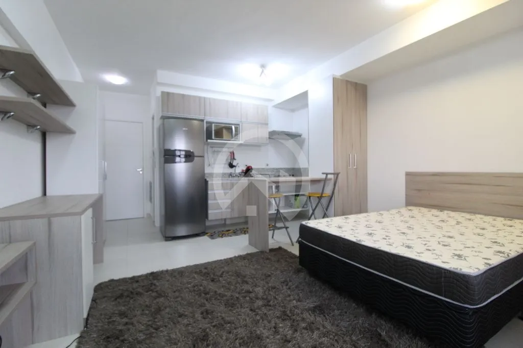 Furnished 1-bedroom apartment with 32 m² and 1 parking spot — photo 2