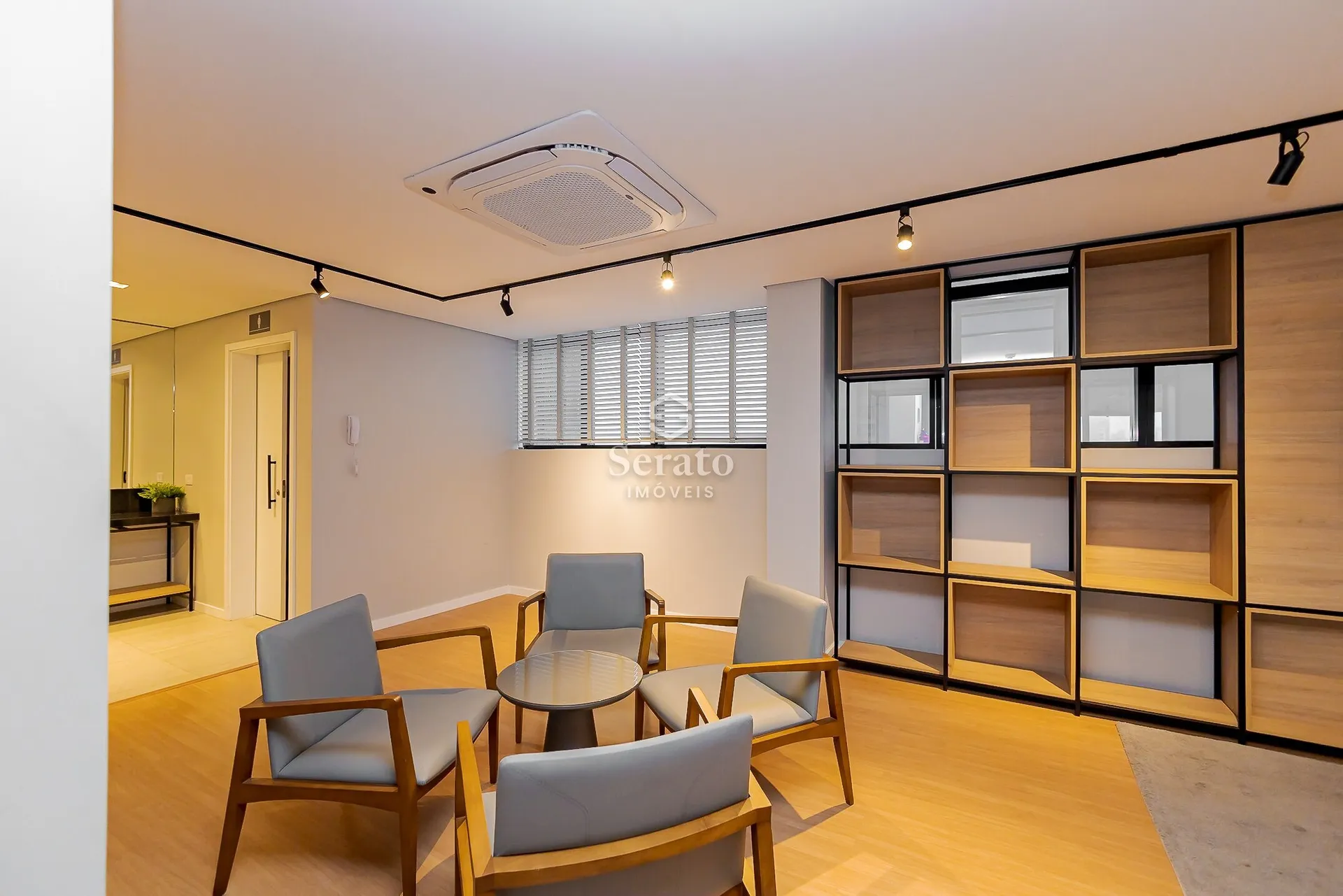 1-bedroom apartment with en-suite and 31 m² — photo 23