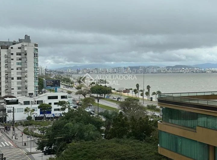 Apartamento amueblado de 5 dormitorios (2 en suite) 166 m² — photo 4