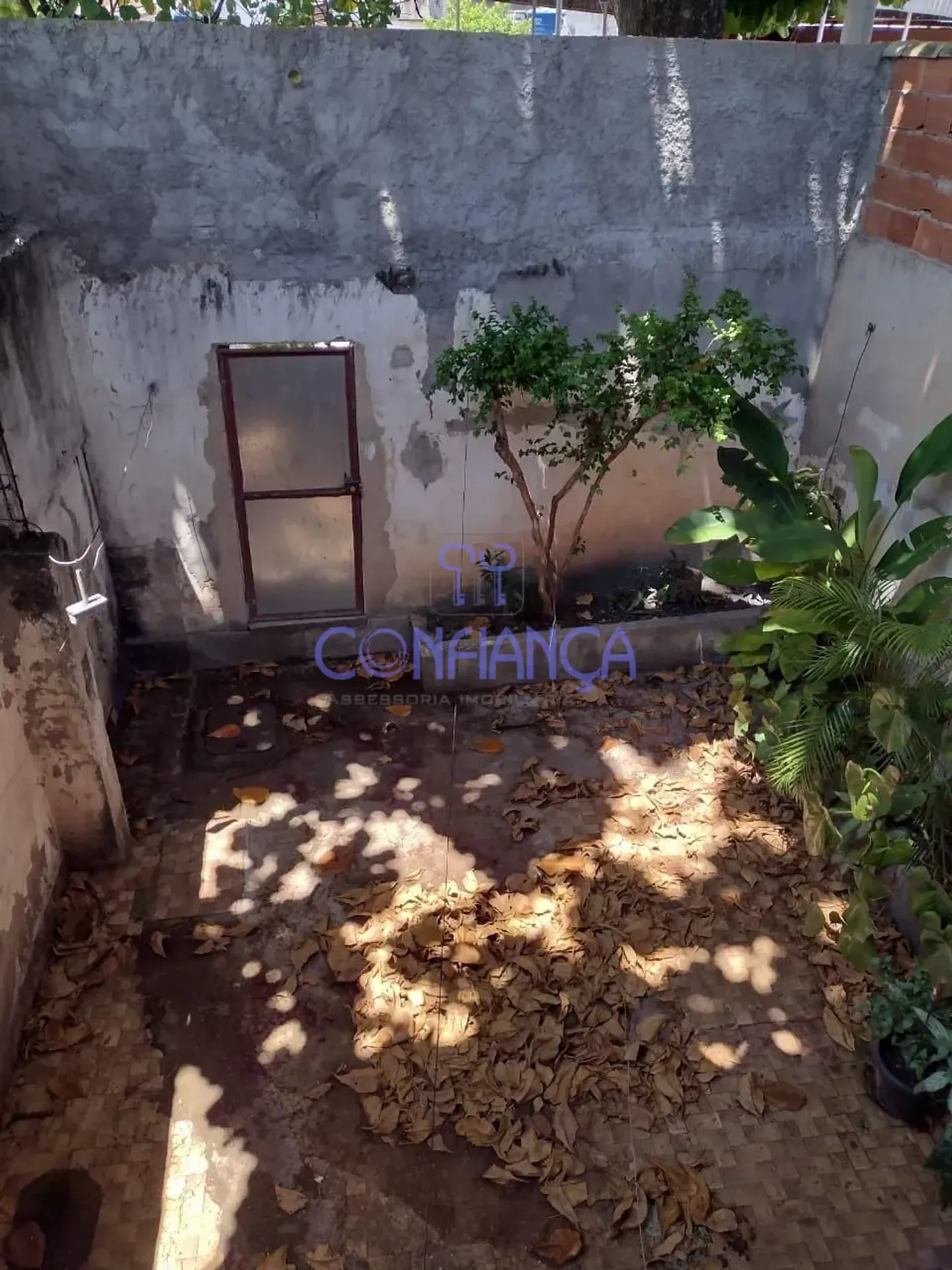 Casa mobiliada com cozinha e fogão a gás — photo 21