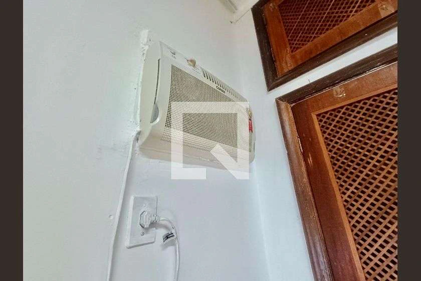 Unfurnished house with 2 bedrooms and private garden — photo 12
