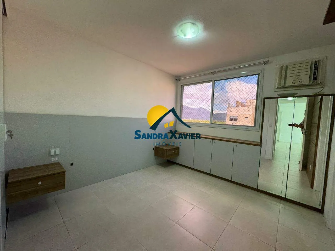 Furnished 3-bedroom apartment with 3 bathrooms and views — photo 25