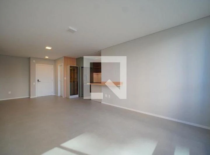 3-suite apartment with an integrated kitchen — photo 7