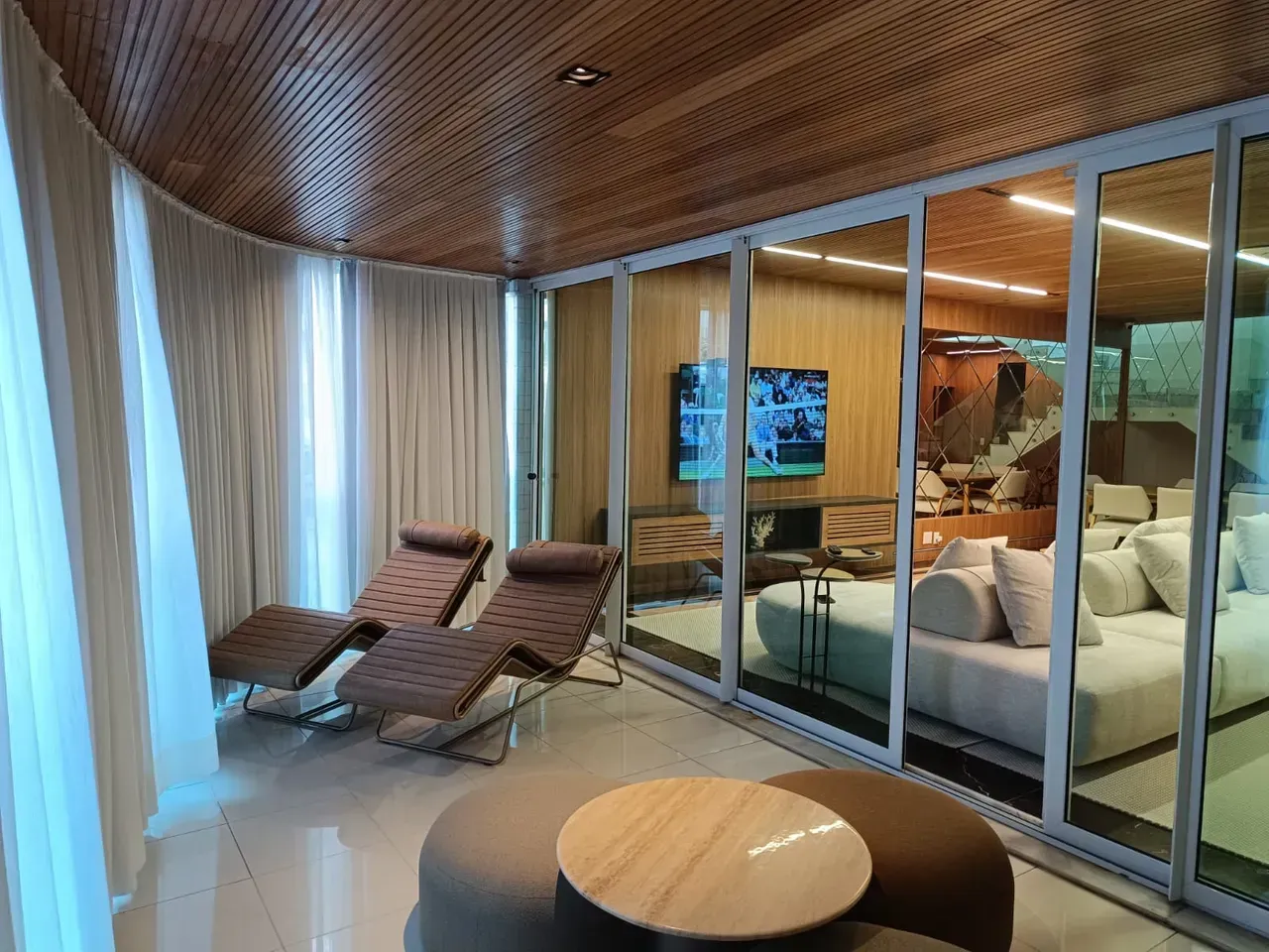 575 m² duplex with 4 bedrooms and 5 bathrooms — photo 16