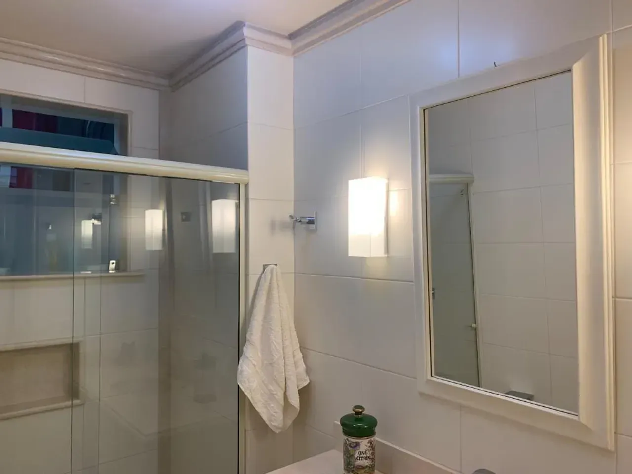 Furnished 110 m² apartment with 3 bedrooms and 3 bathrooms — photo 5