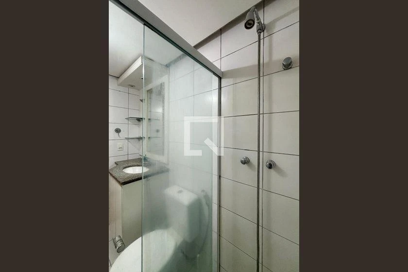 111 m² rental apartment with 3 bedrooms and 2 parking spots — photo 37