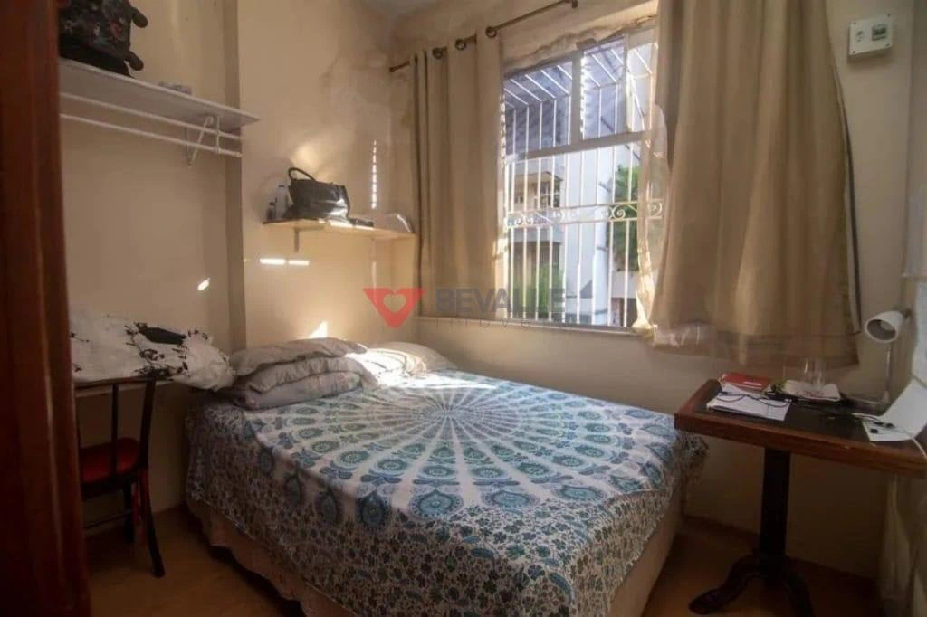 Rental house with 6 bedrooms and 300 m² — photo 4