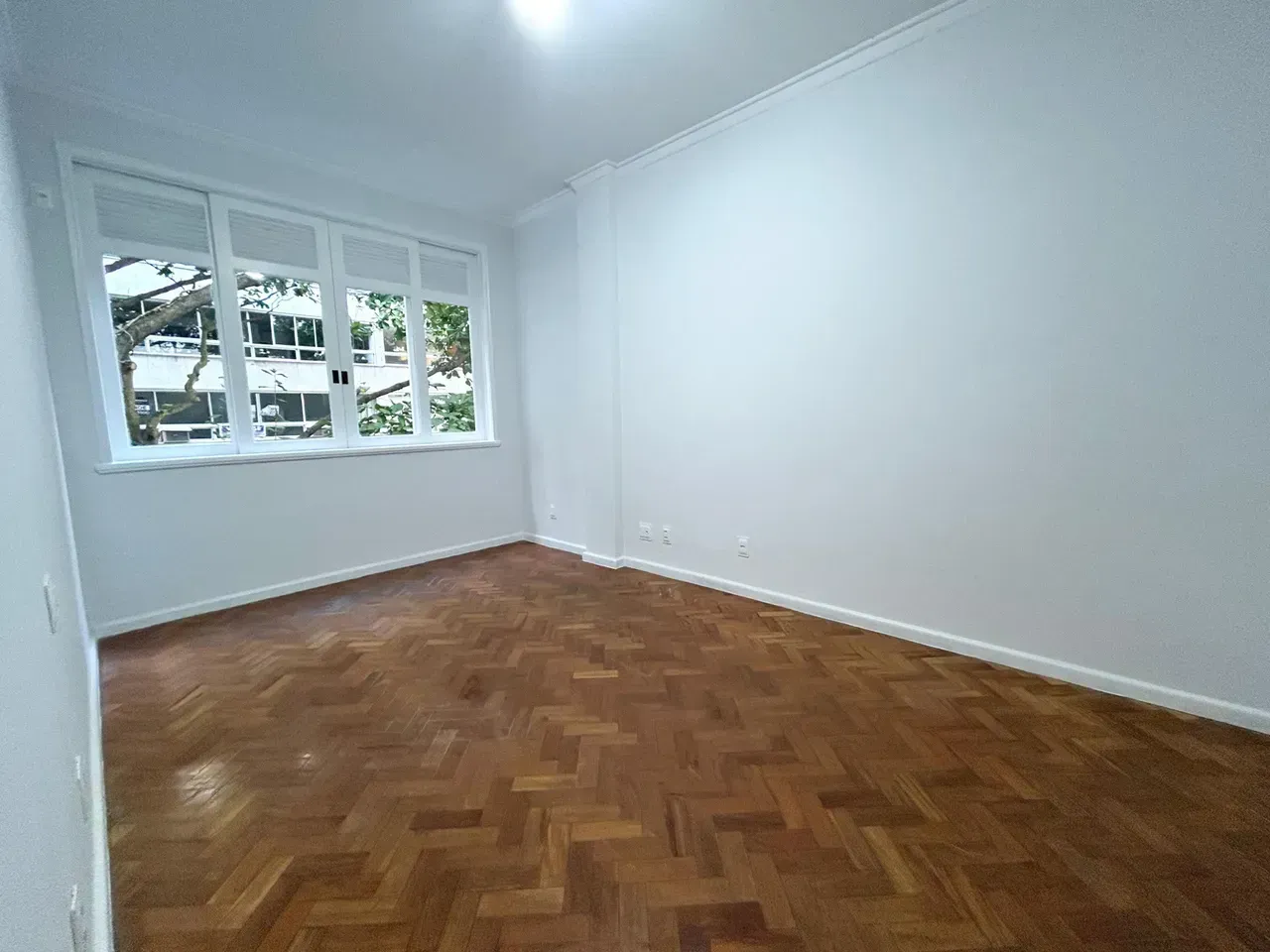 122 m² apartment with 3 bedrooms and enclosed balcony — photo 4