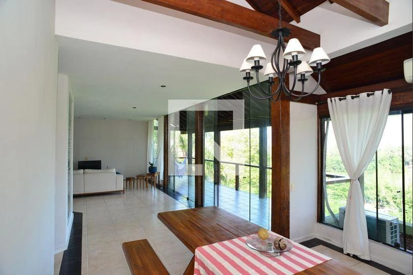 Casa com 6 quartos e 650 m², 5 suítes — photo 8
