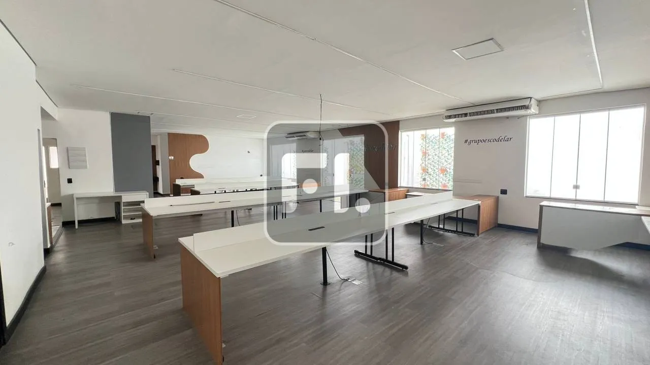 Дом с 4 спальнями, 4 ванными и 160 м² — photo 11