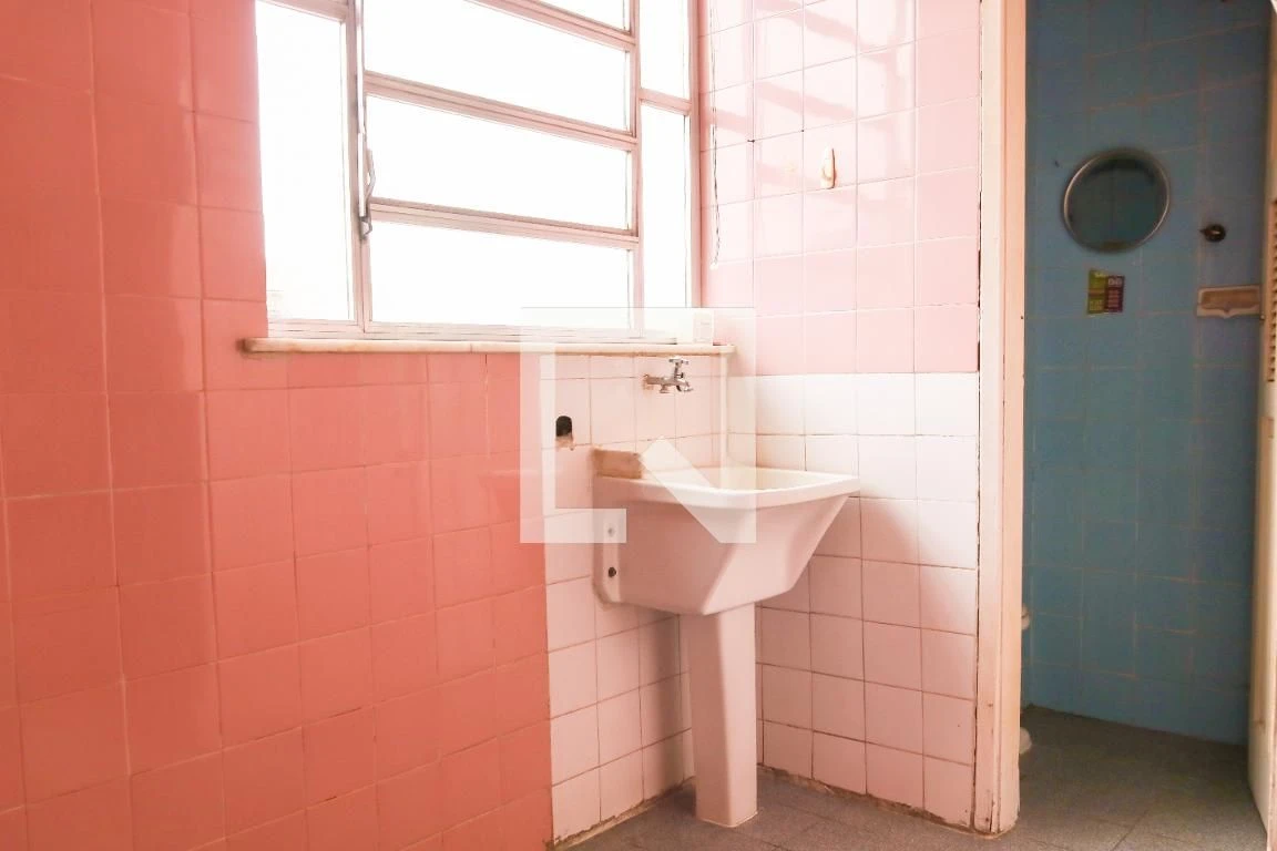Apartamento de 2 habitaciones con 1 baño y 1 plaza — photo 35