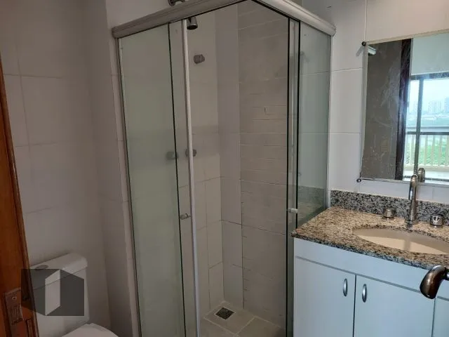 Apartment with a closed kitchen and 3 bedrooms — photo 8