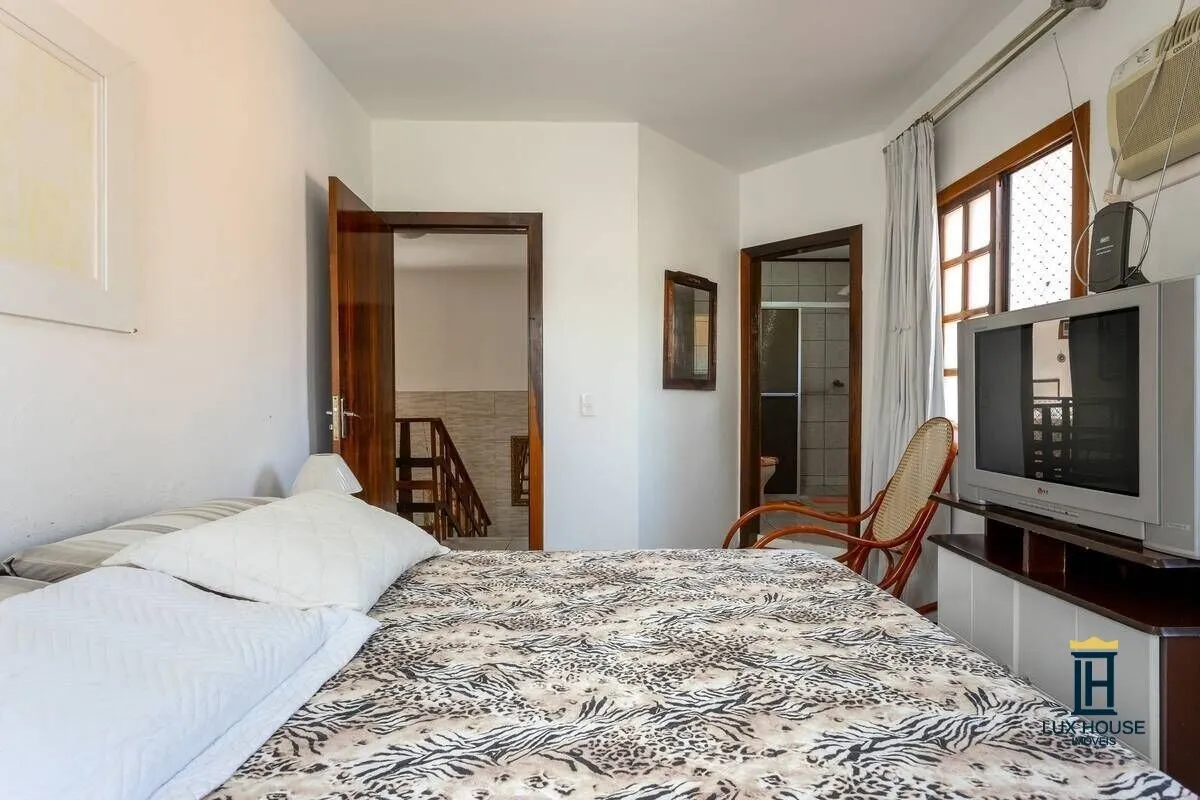 Furnished house with 5 en-suite bedrooms — photo 19